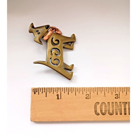 3D Cast Bronze Greyhound Puppy Brooch Moveable Heart Dangle Stylized - Picture 4 of 5